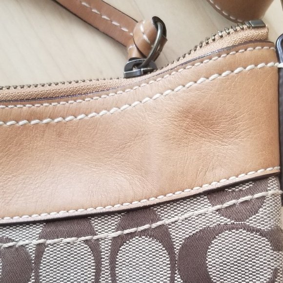 Coach signature purse / crossbody bag - Picture 12 of 13